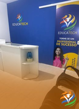 Entrada principal da escola EducaTech